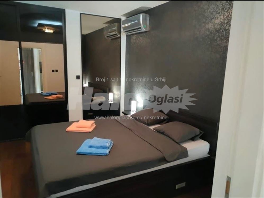 VLASNIK - izdajem stan 60 m2,blok 38, BEZ agencije — 4