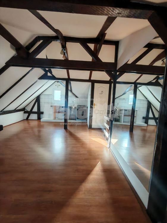 Vlasnik, Zemun, Kuća u srcu Gardoša — 11