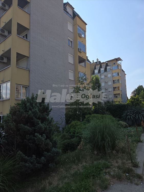 Voždovac Darvinova pošta, odličan stan — 2