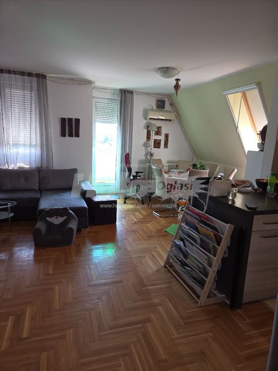 Voždovac Darvinova pošta, odličan stan — 4
