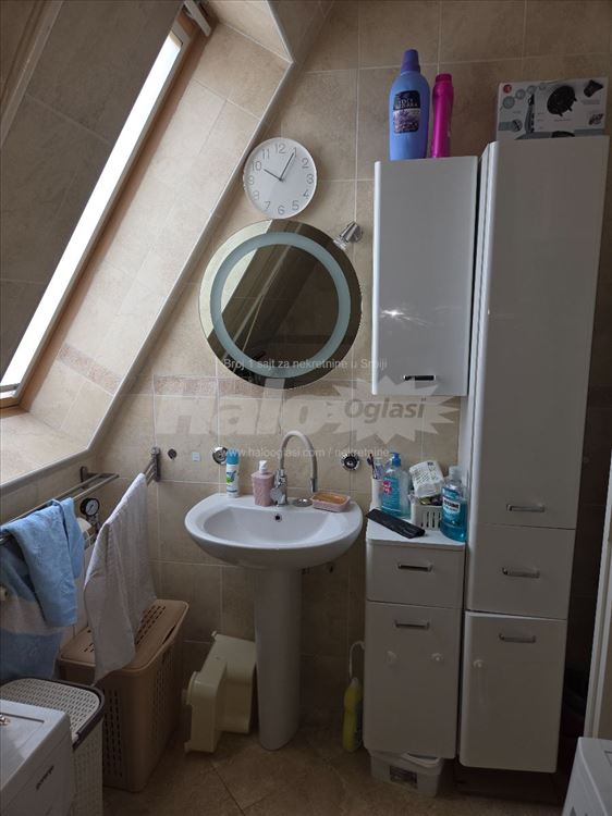 Voždovac Darvinova pošta, odličan stan — 10