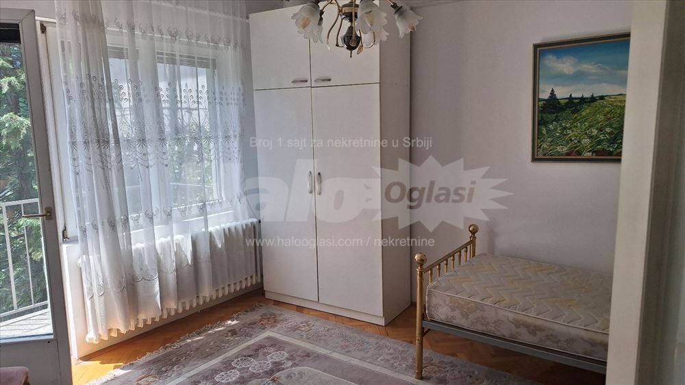 Voždovac, četvorosoban stan, 87m, za 3 studenta — 10