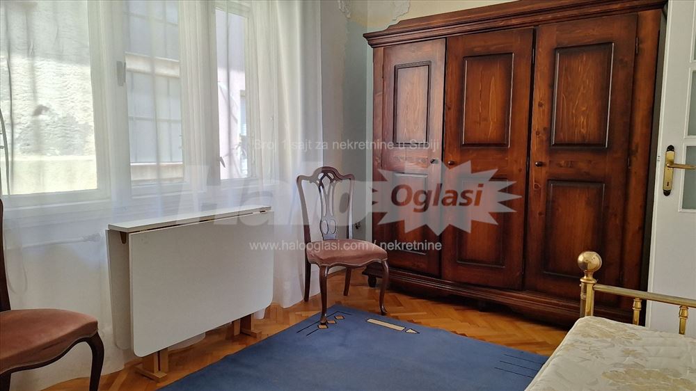 Voždovac, četvorosoban stan, 87m, za 3 studenta — 12