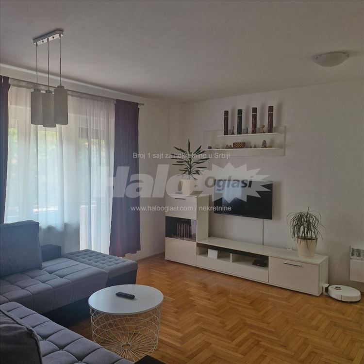 Voždovac, Medaković, 3.0, renoviran, 62m2 — 2