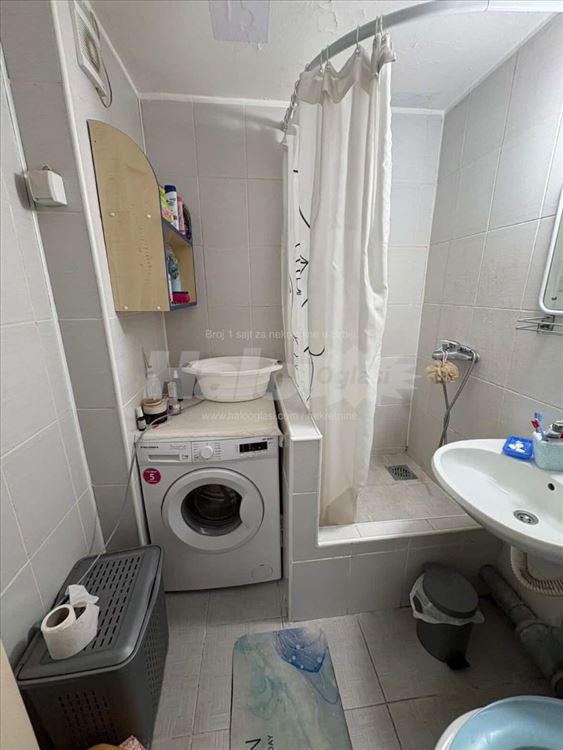 Voždovac – renoviran stan 36 m² – odlična prilika — 12