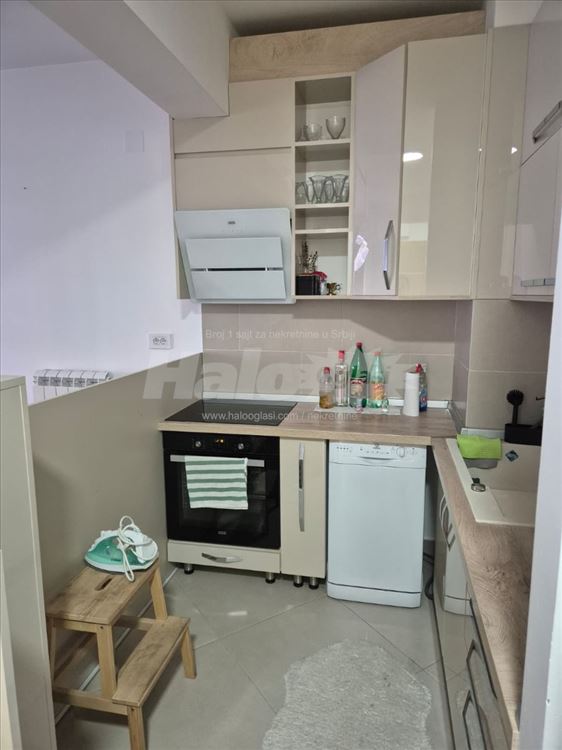 Voždove kapije, sa garažom — 11