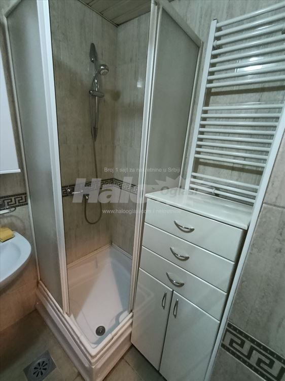 Vojislava Ilića,garsonjera,30m2, novija gradnja — 3