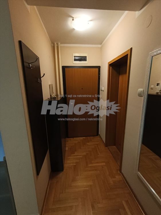 Vojislava Ilića,garsonjera,30m2, novija gradnja — 4