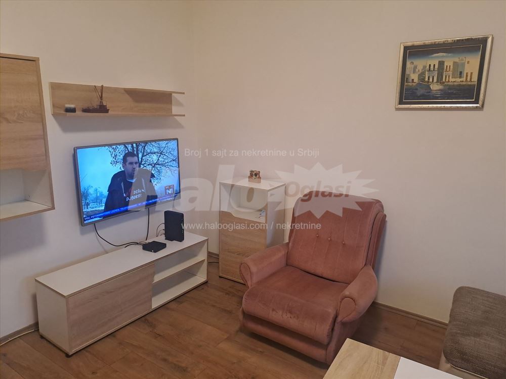 Vojvode Stepe kod Više Elektrotehničke — 2