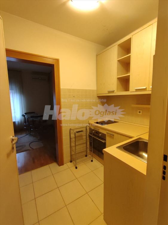 Vojvode Stepe, novija gradnja, moderno op.+GARAŽA — 2