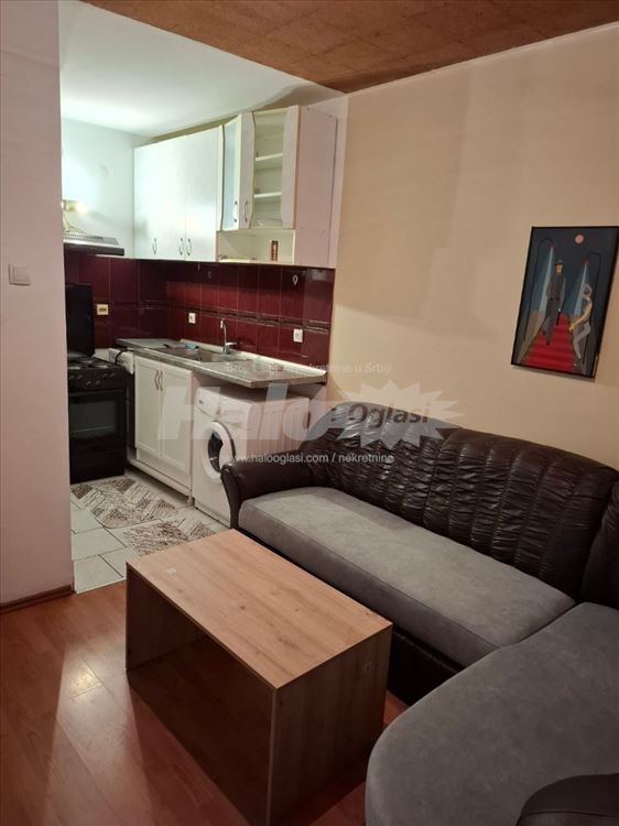 Vozdovac, 1,5 stan — 3