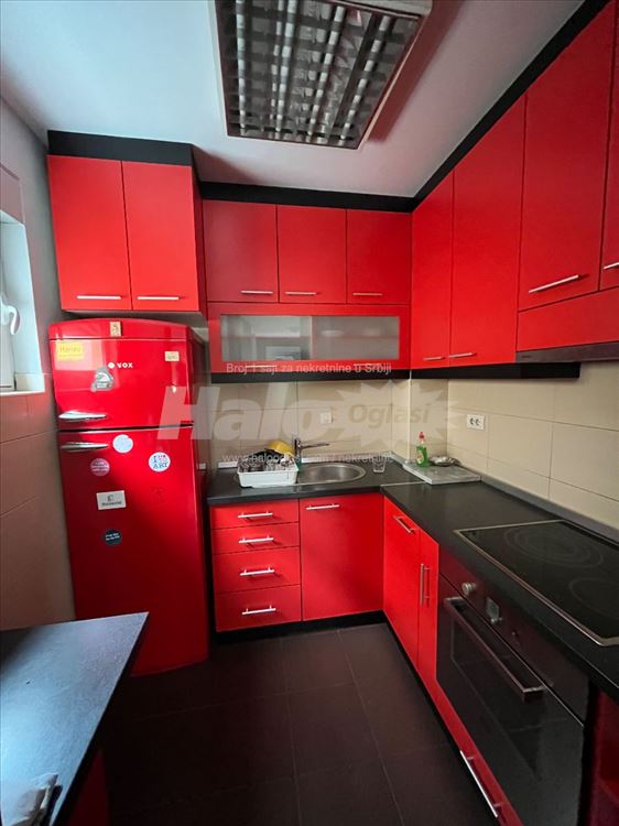 Vozdovac,65m2,parking,trostrano orijentisan — 5