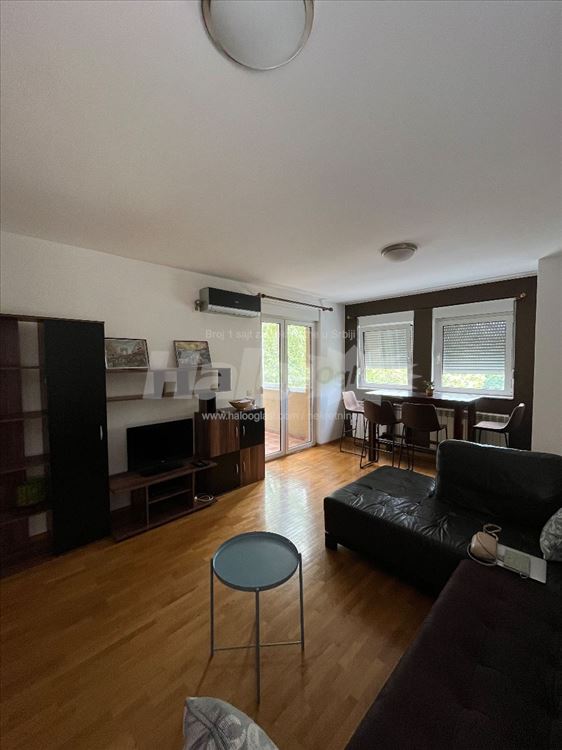 Vozdovac,65m2,parking,trostrano orijentisan — 6