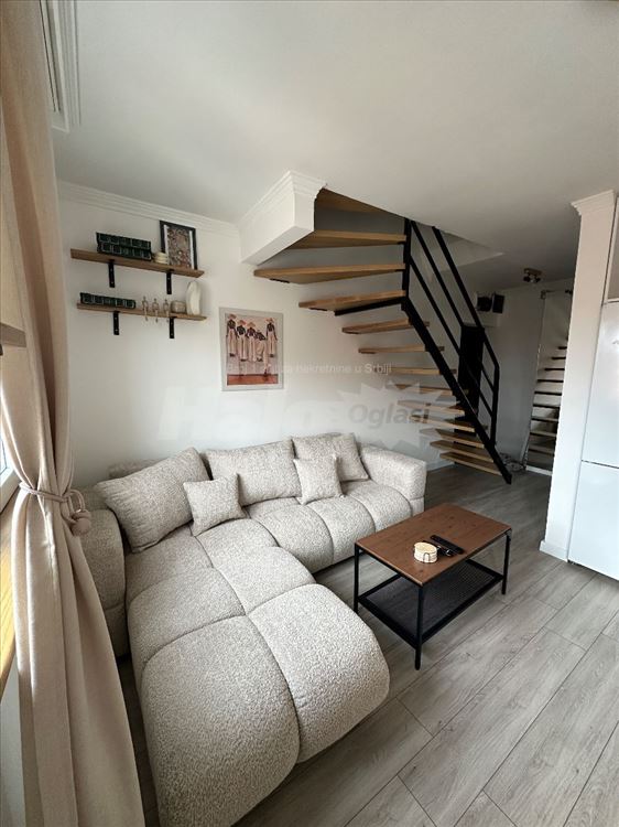 Voždovac, Dupleks, namesten — 6
