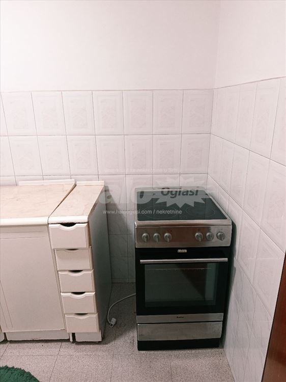 Voždovac, Jajinci,sprat u kući 100m2,namešten — 10
