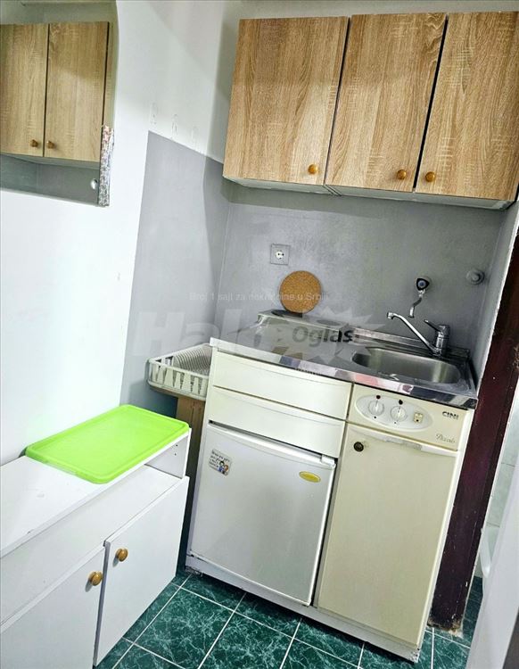 Vozdovac,garsonjera 25m2, CG, — 3