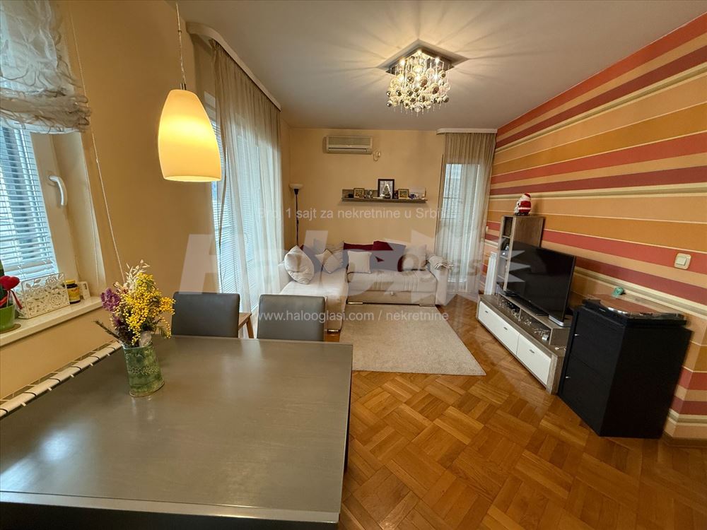Vračar 2.0, 42 m2 — 3