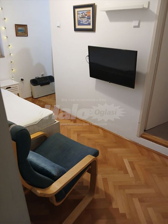 Vračar izdaje se nameštena garsonjera, Mileševska — 4