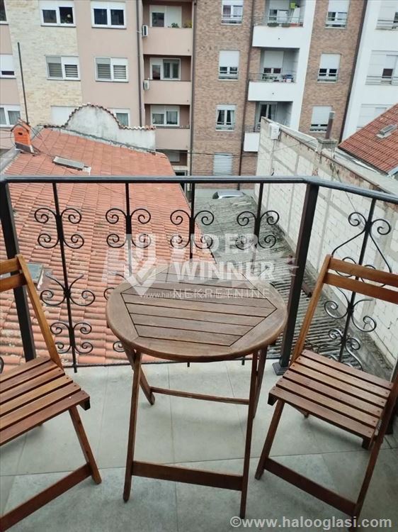 Vračar-izdajem stan-650 evra sa svim računima — 5