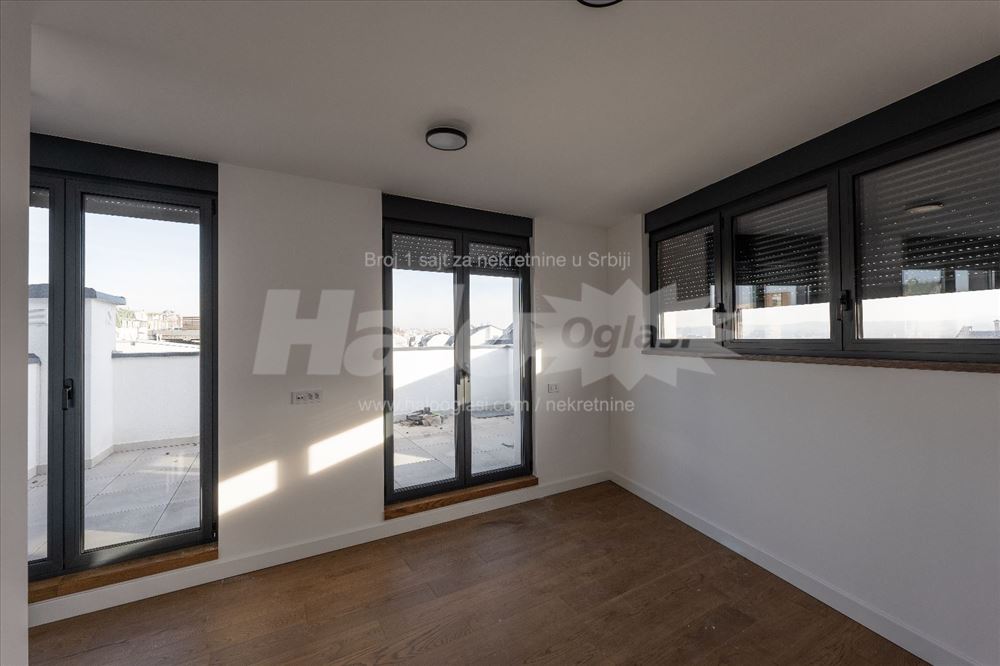 Vračar-luksuzan penthouse 240m2+terasa sa pogledom — 8
