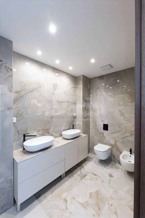 Vračar-luksuzan penthouse 240m2+terasa sa pogledom — 10
