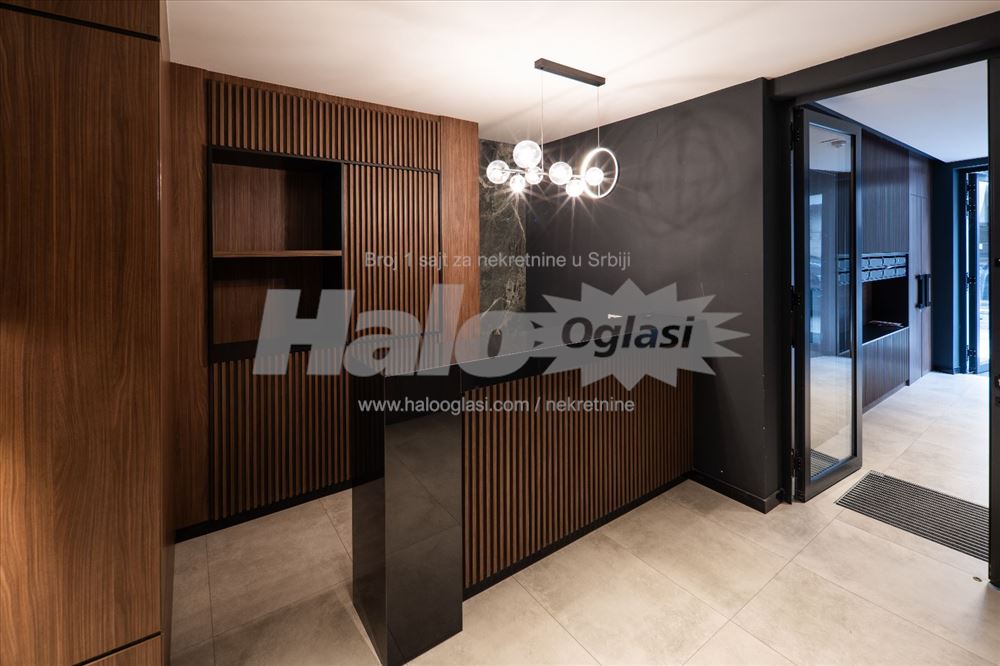 Vračar-luksuzan penthouse 240m2+terasa sa pogledom — 14