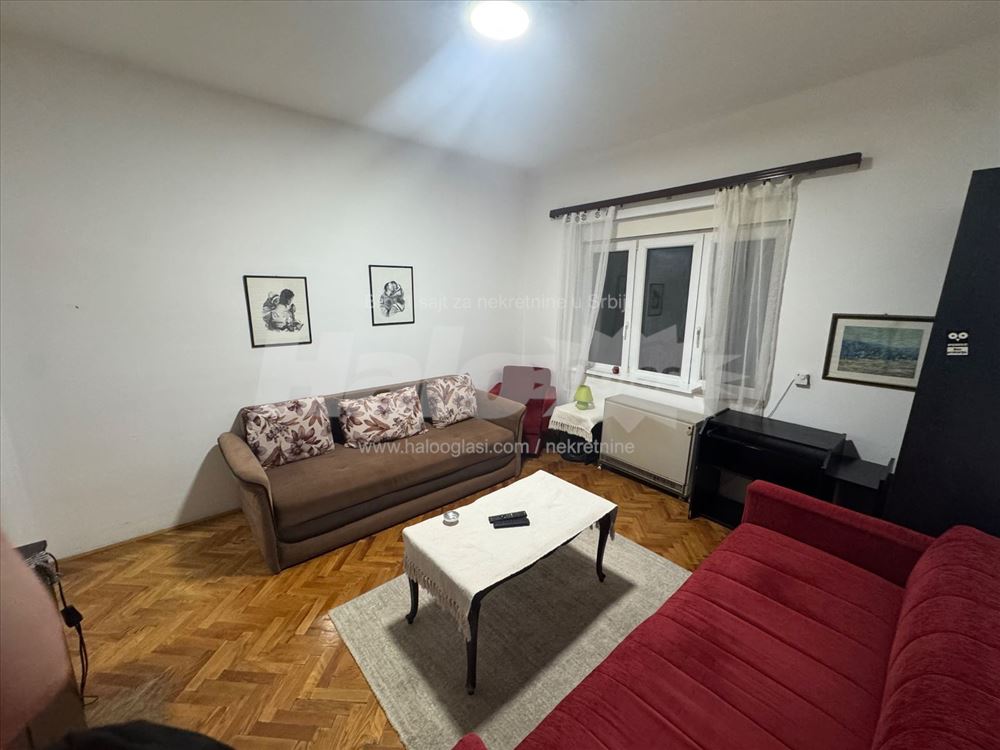 Vračar, mali troškovi, idealna lokacija, premium — 2