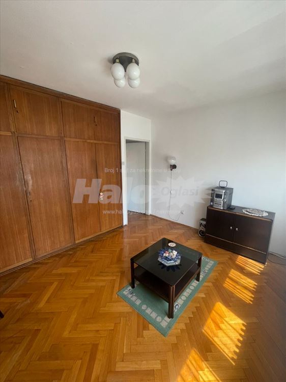 Vračar, Mileševska – prostran trosoban stan 84 m² — 13