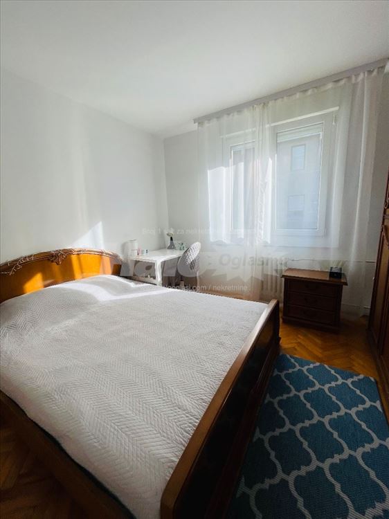 VRAČAR, Molerova ul.  izdaje vlasnik — 4