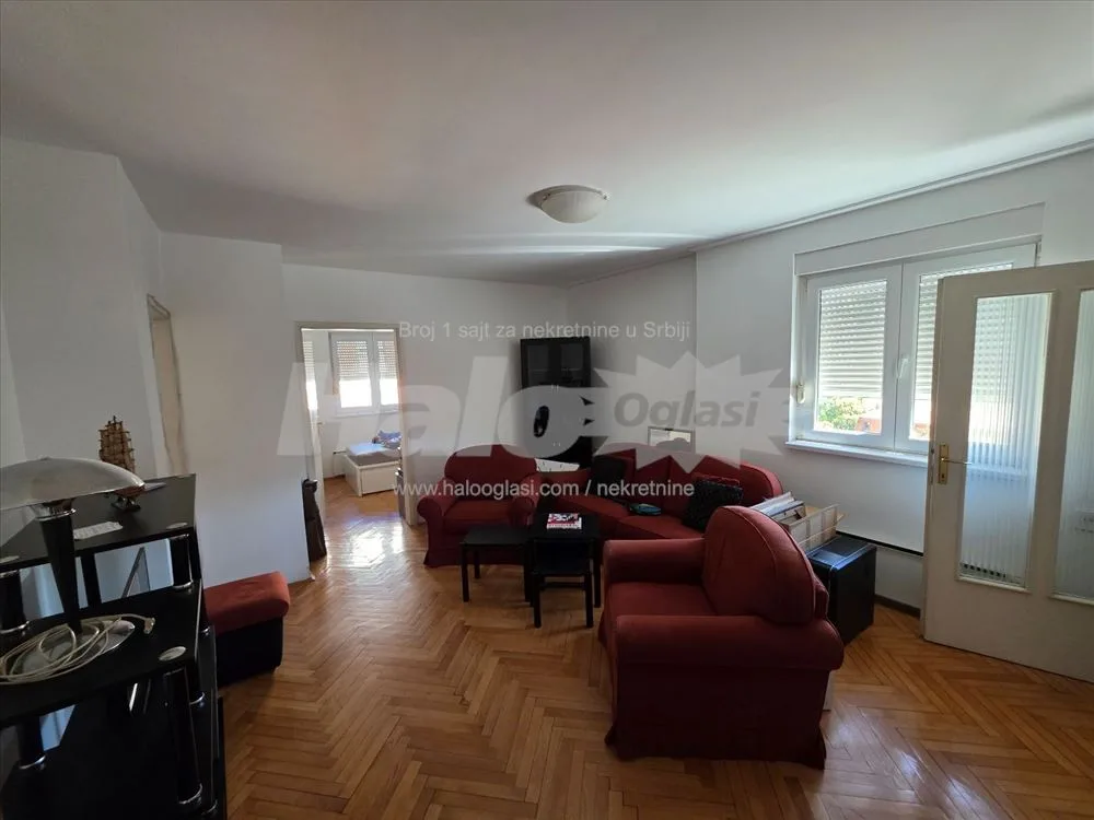 Vračar - trosoban stan na prodaju — 4