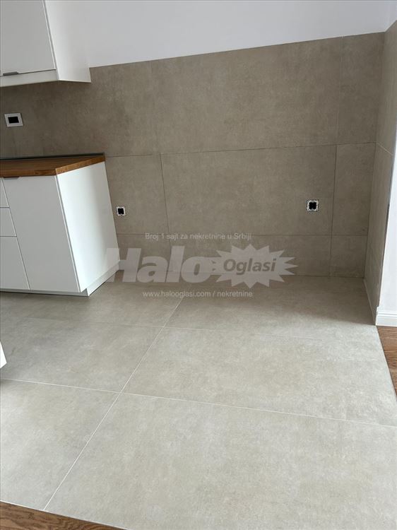 Vračar vlasnik prodaje nov lux stan 70,98 kvadrata — 2