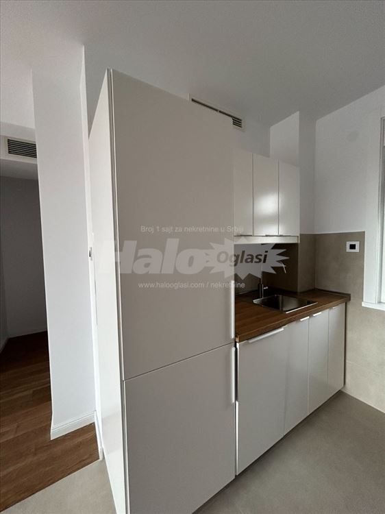 Vračar vlasnik prodaje nov lux stan 70,98 kvadrata — 4