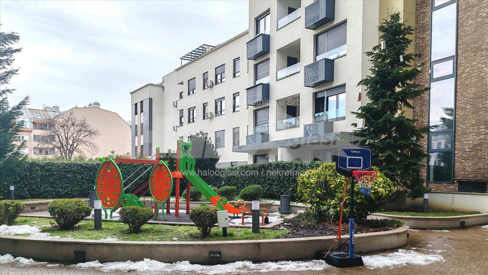 Vračar–Šumatovačka, 64 m², 3.0, kompletno namešten — 13