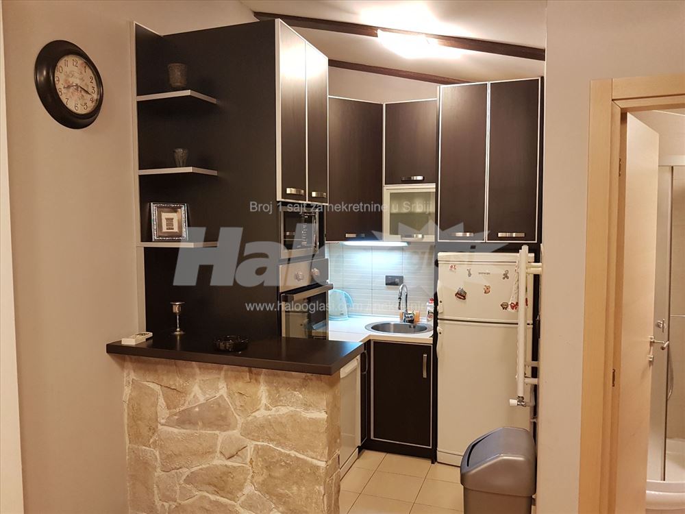 Vracar, Crveni krst, 63m2 + 10m2 terasa — 6