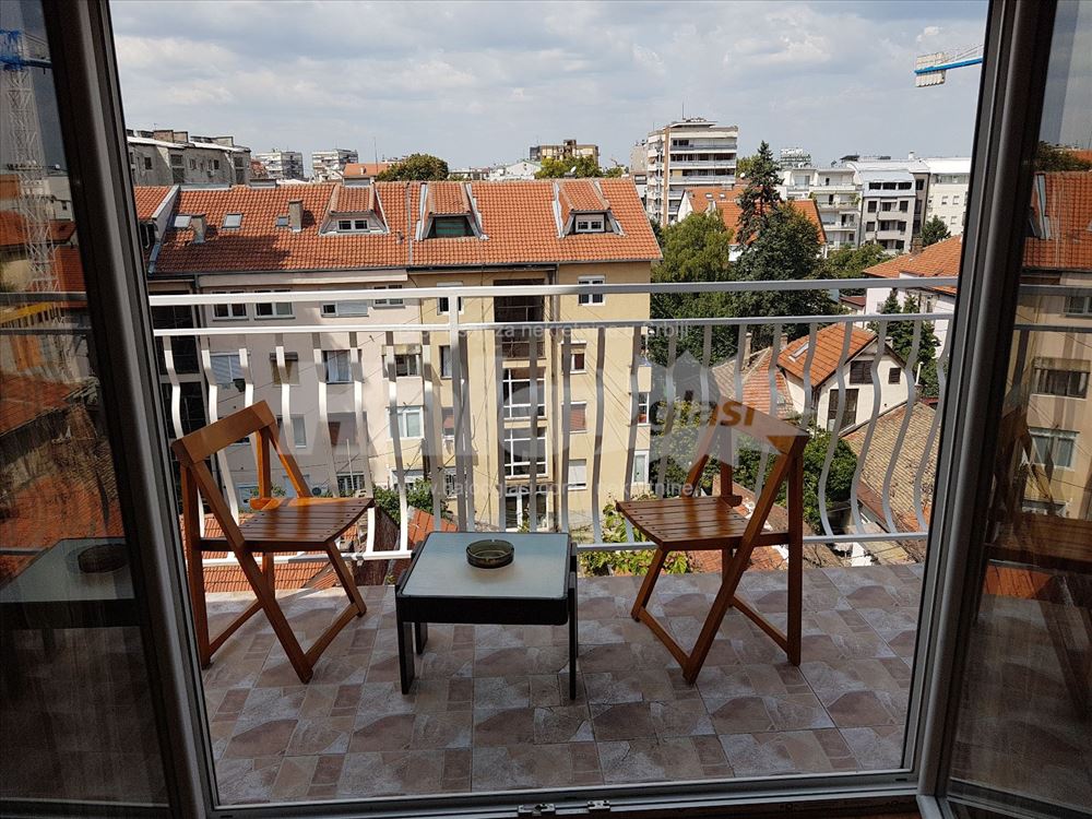 Vracar, Crveni krst, 63m2 + 10m2 terasa — 13