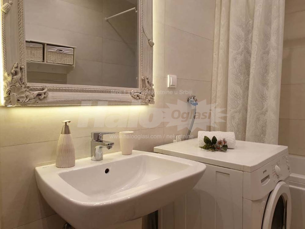 Vracar ,Hram Svetog Save , Lux 2.0 — 5