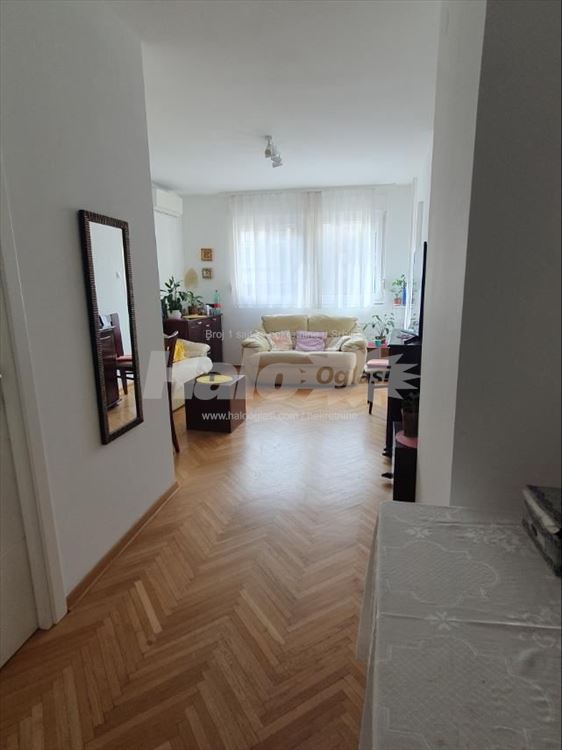 Vracar, Kumanovska, 76 m², troiposoban — 3