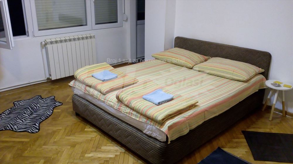 Vracar, pored Hrama,Vlasnik, odlican za studenta — 5