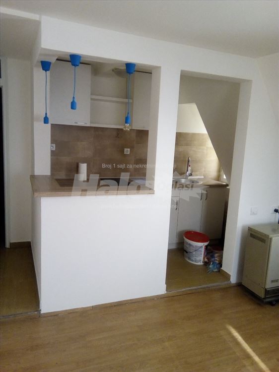 Vracar, Sazonova 38m2 — 6