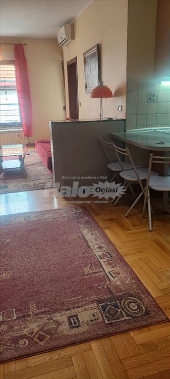 Vračar, Sredačka 3,jednoiposoban stan,46kvm — 3