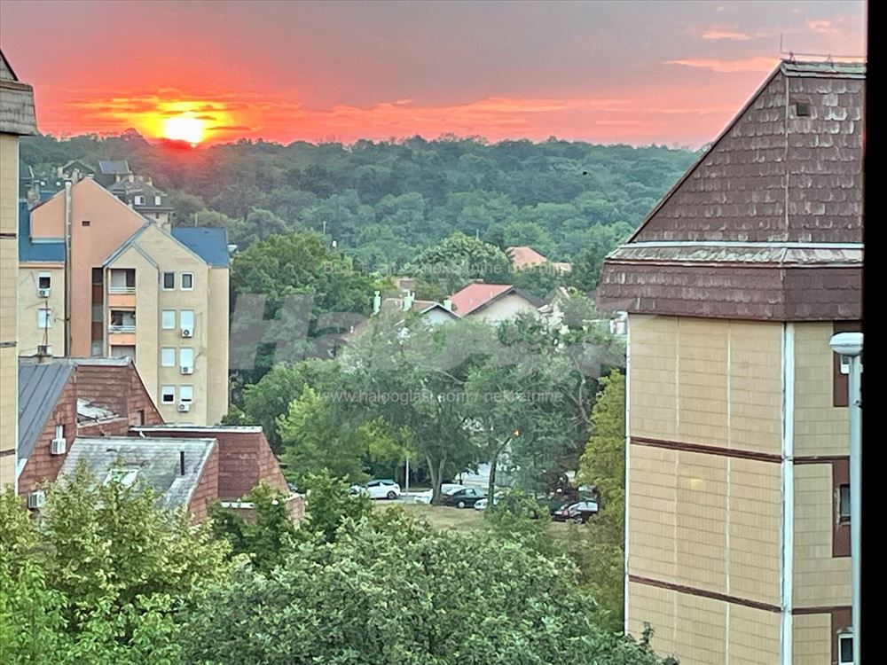 Vrh Ceraka. Sve sobe prelepe i sve sa pogledom — 14