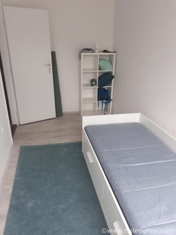 Vrh, Sve novo, Bez Provizije, Namesteno — 5