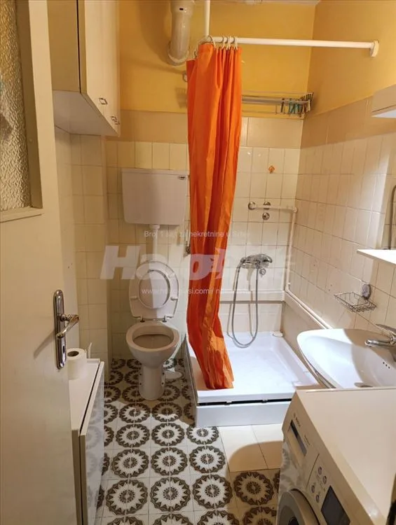 Vukasovićeva 33 , lep namešten 1,5 soban stan — 2