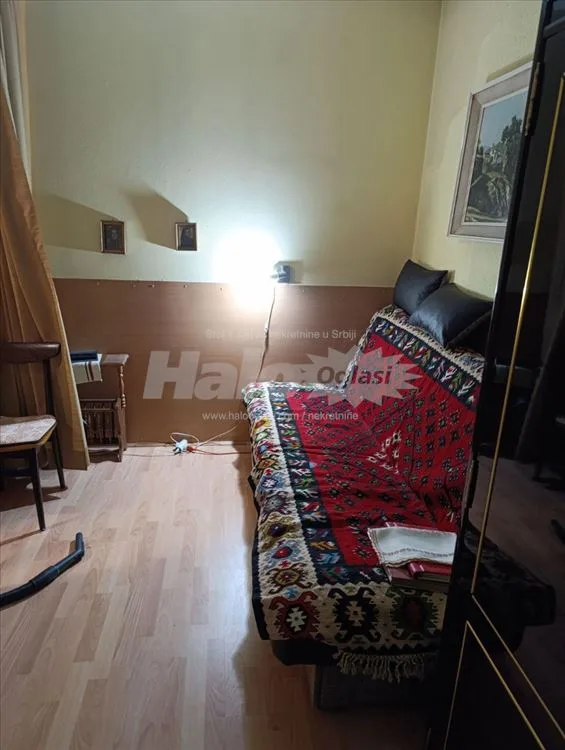 Vukasovićeva 33 , lep namešten 1,5 soban stan — 4