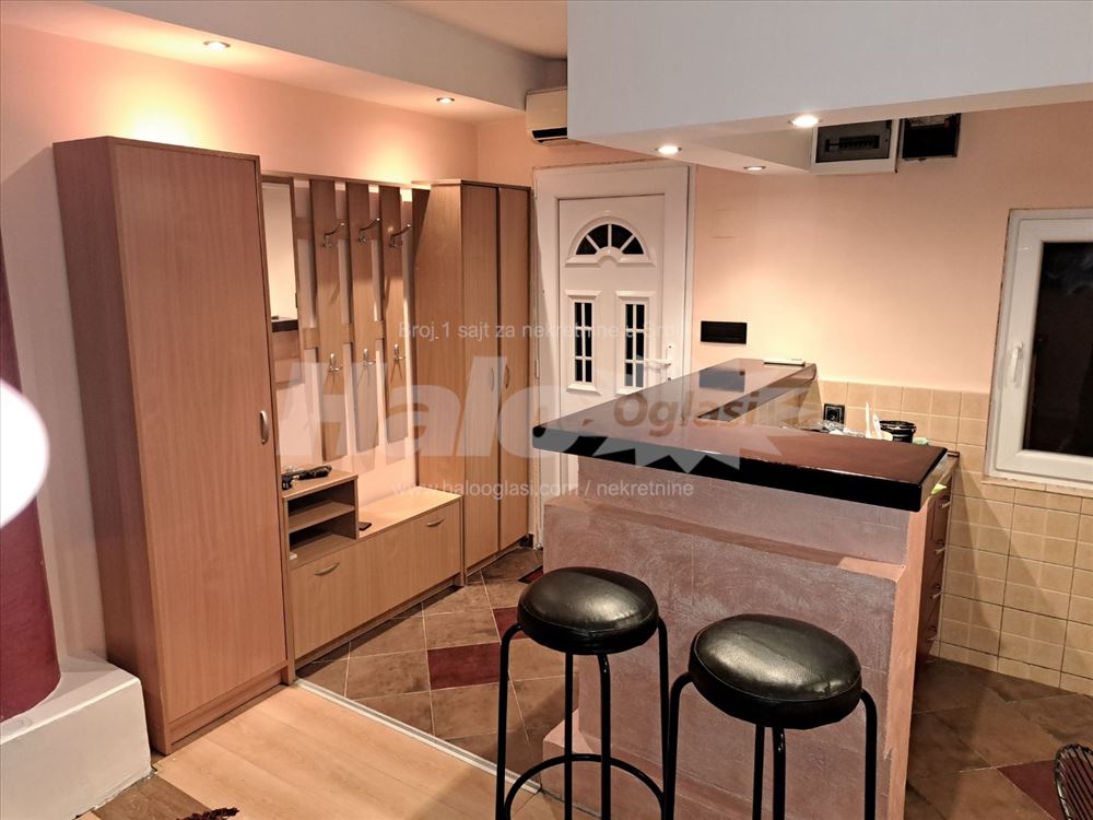 Vukov spomenik 35m2, 1.5, odlican, mali troskovi — 15