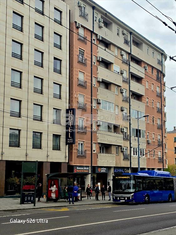 Vukov Spomenik Lux 1.0 stan 35m2 ,VI/VII — 2