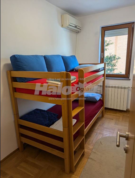 Vukov spomenik - lux sredjen stan 70m2 — 5