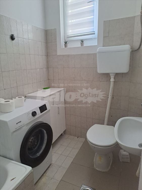 Vukov spomenik, Stjepana Ljubiše, dvosoban stan — 9