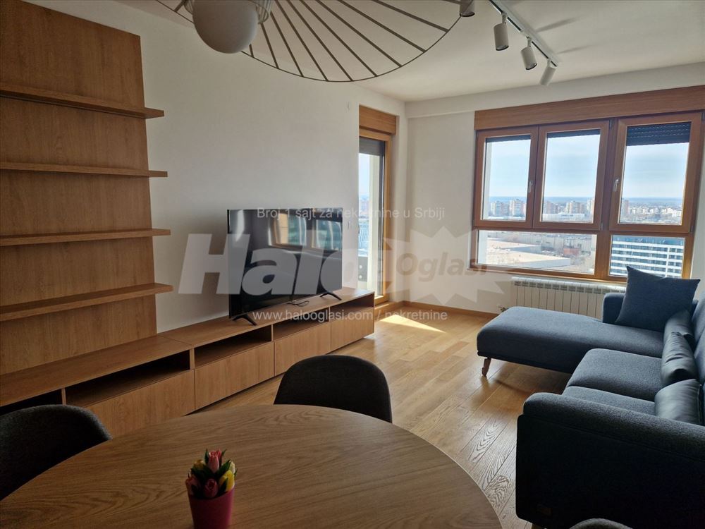Wellport luksuzan stan 100m2 — 4