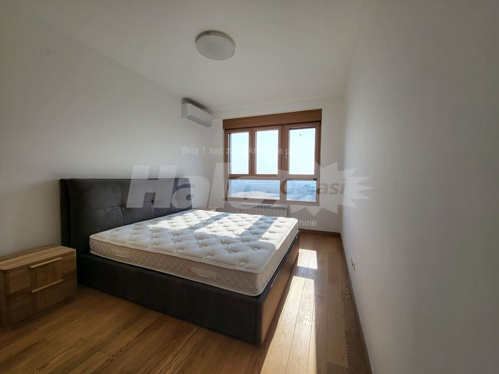 Wellport luksuzan stan 100m2 — 6